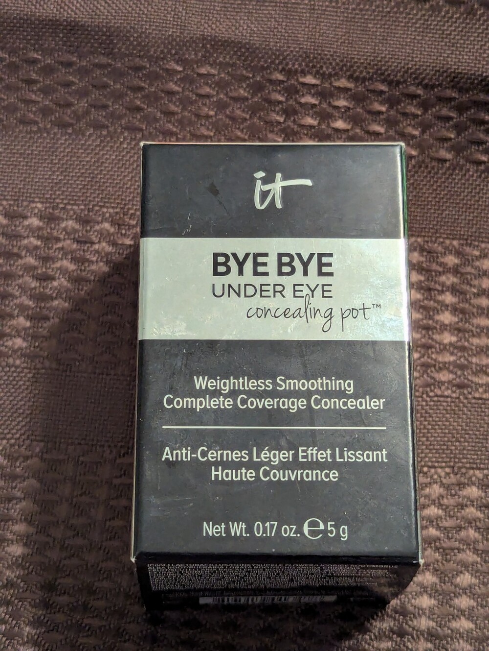 IT COSMETICS BYE BYE UNDER EYE CONCEALING POT- Medium